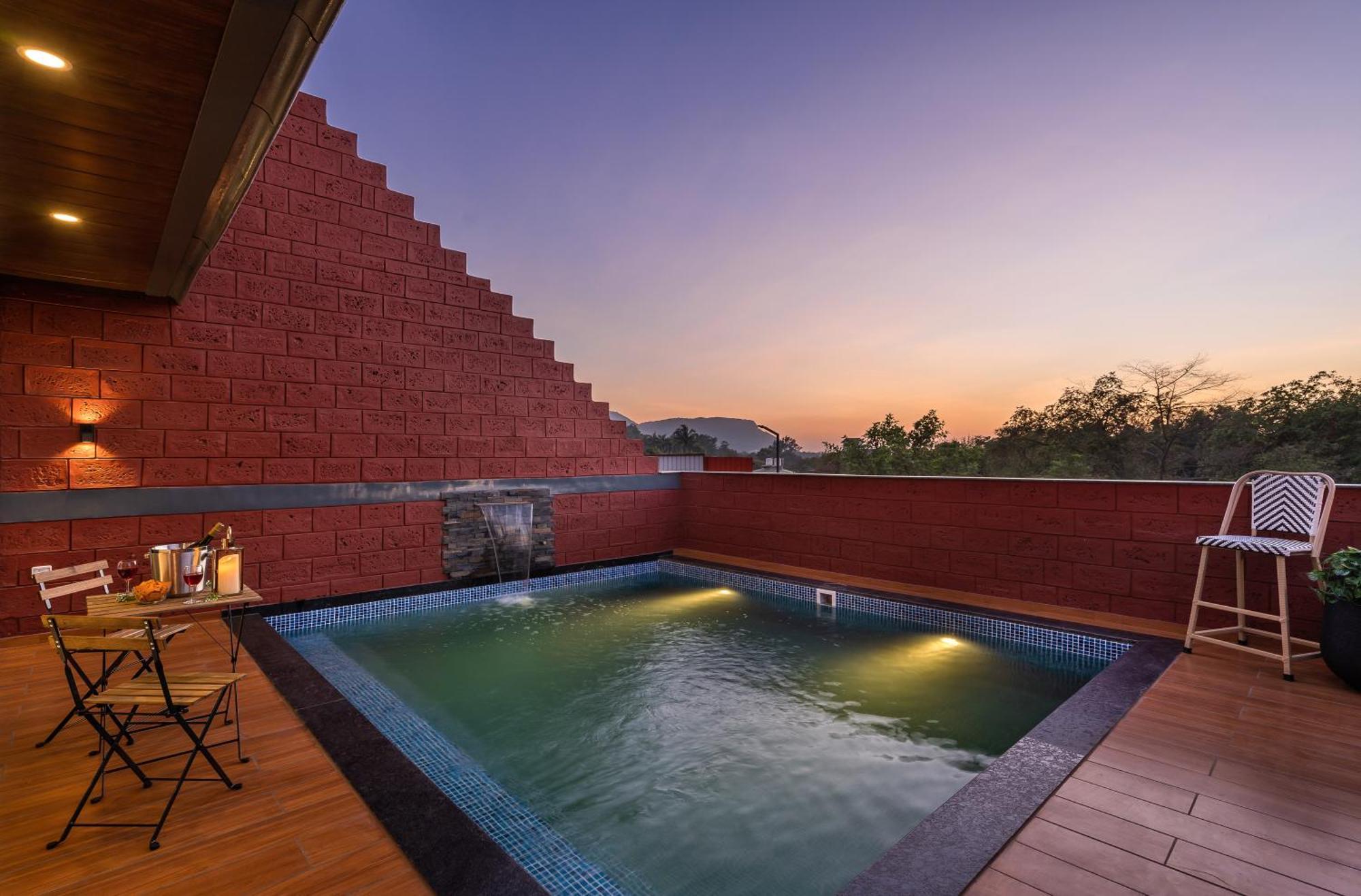 Saffronstays Calvin - 3 Bedroom Pool Villa In Lonavala Extérieur photo